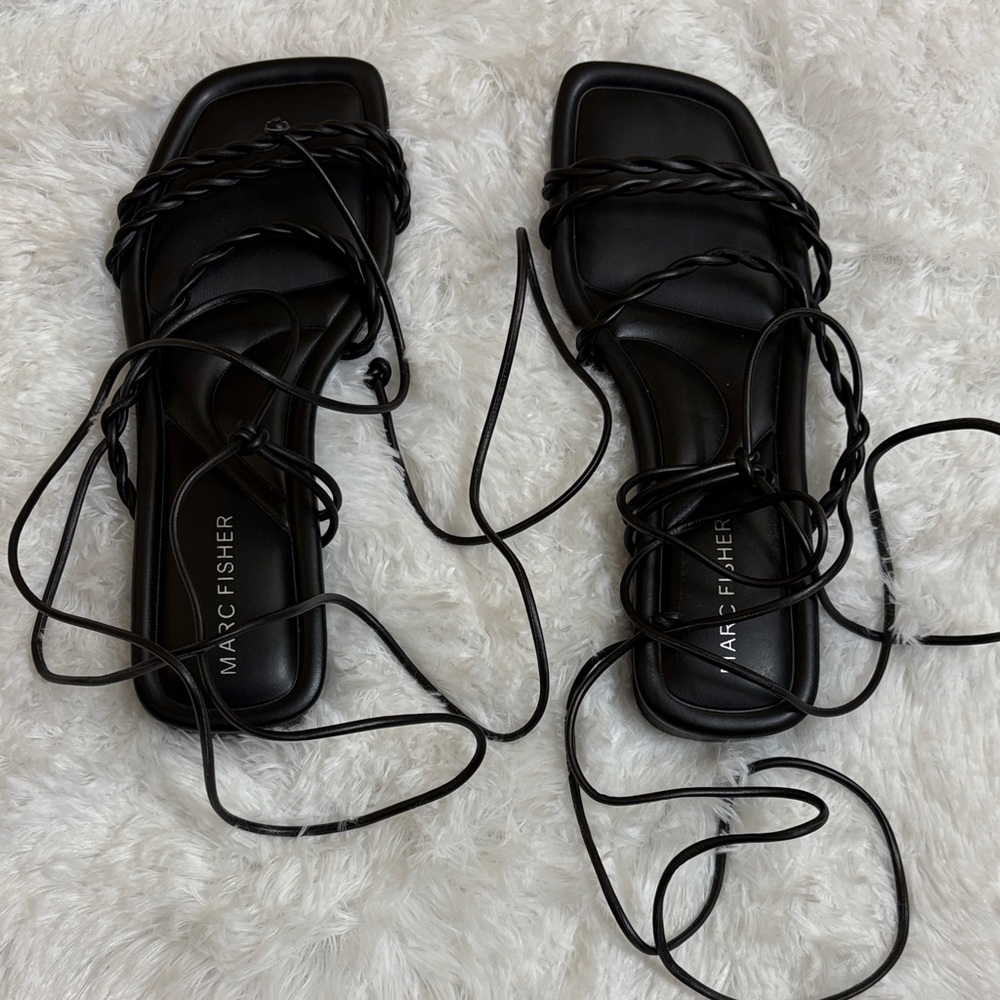 NWOT Marc Fisher Black Lakita Faux Leather Square Toe Gladiator Sandals 5 1/2M